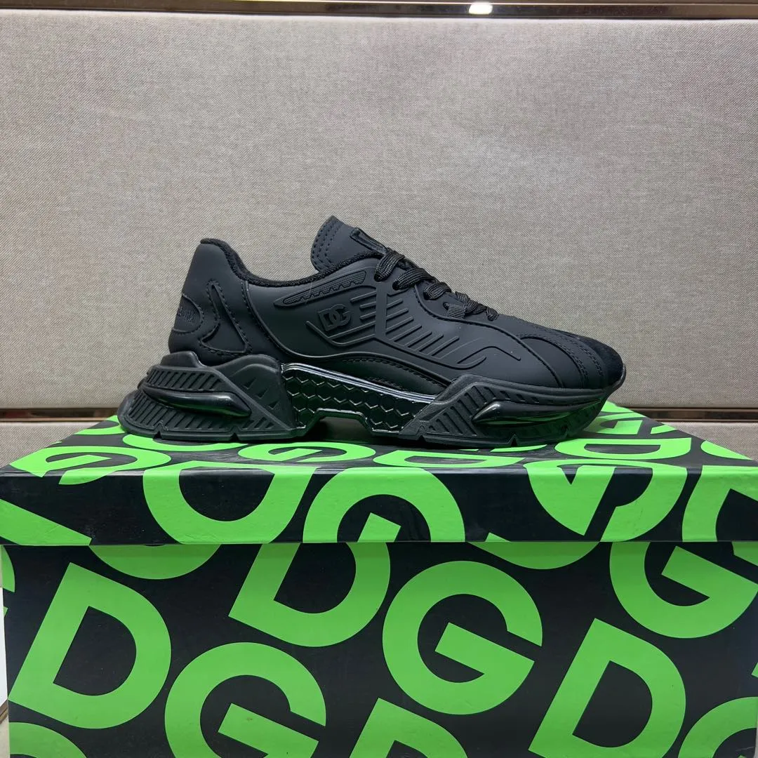 ⬛️Men's shoes 💰p560 [DG～] Couple casual shoes 2024z cabinet sales simultaneously 🔶Size: 35-44#️⃣ 🔷5 colors🔜The upper is made of multi-material splicing ➕Towel lining, comfortable and breathable, sole: original comfortable and wear-resistant outsole, ⚠️real thing📱photographed🎬real thing is better📢📢📢